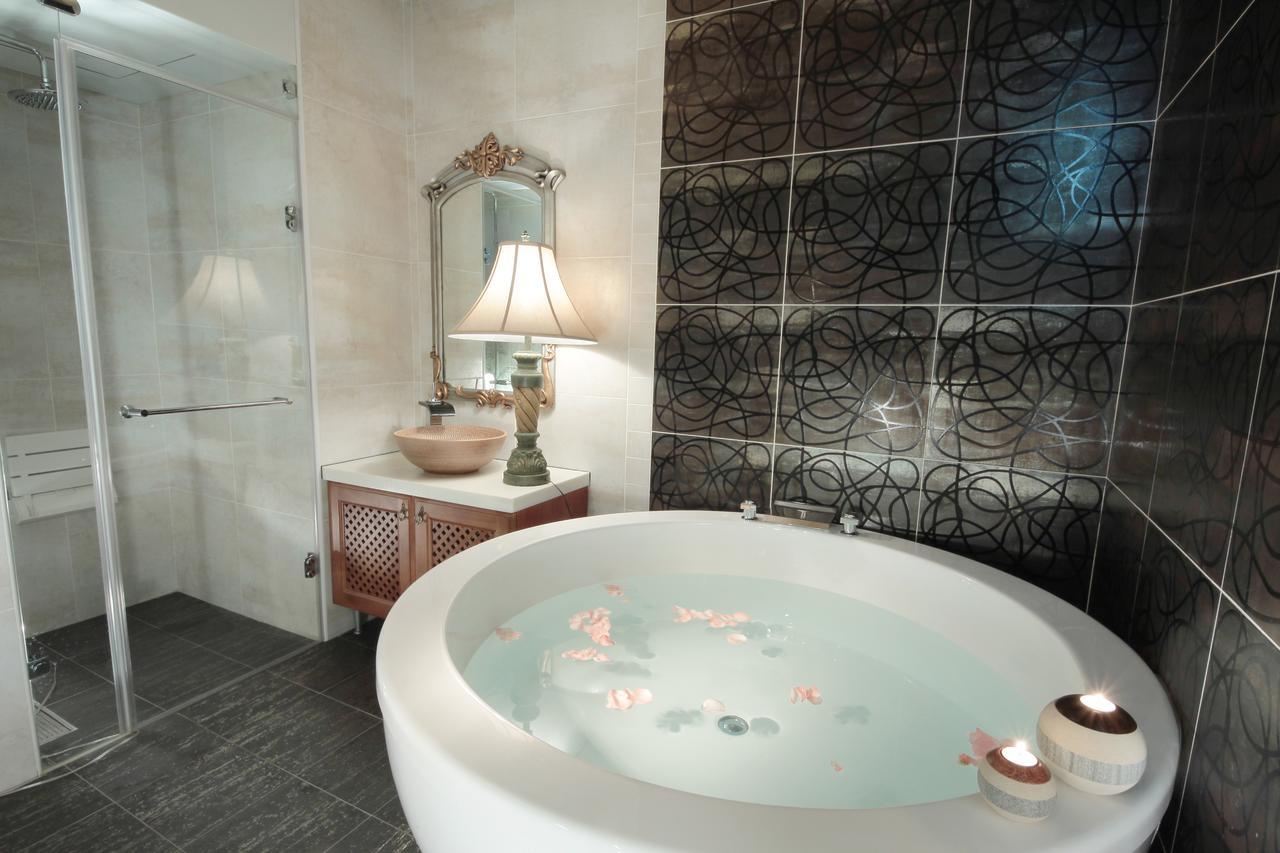 Luxembourg Hills Homestay Jiaoxi Luaran gambar