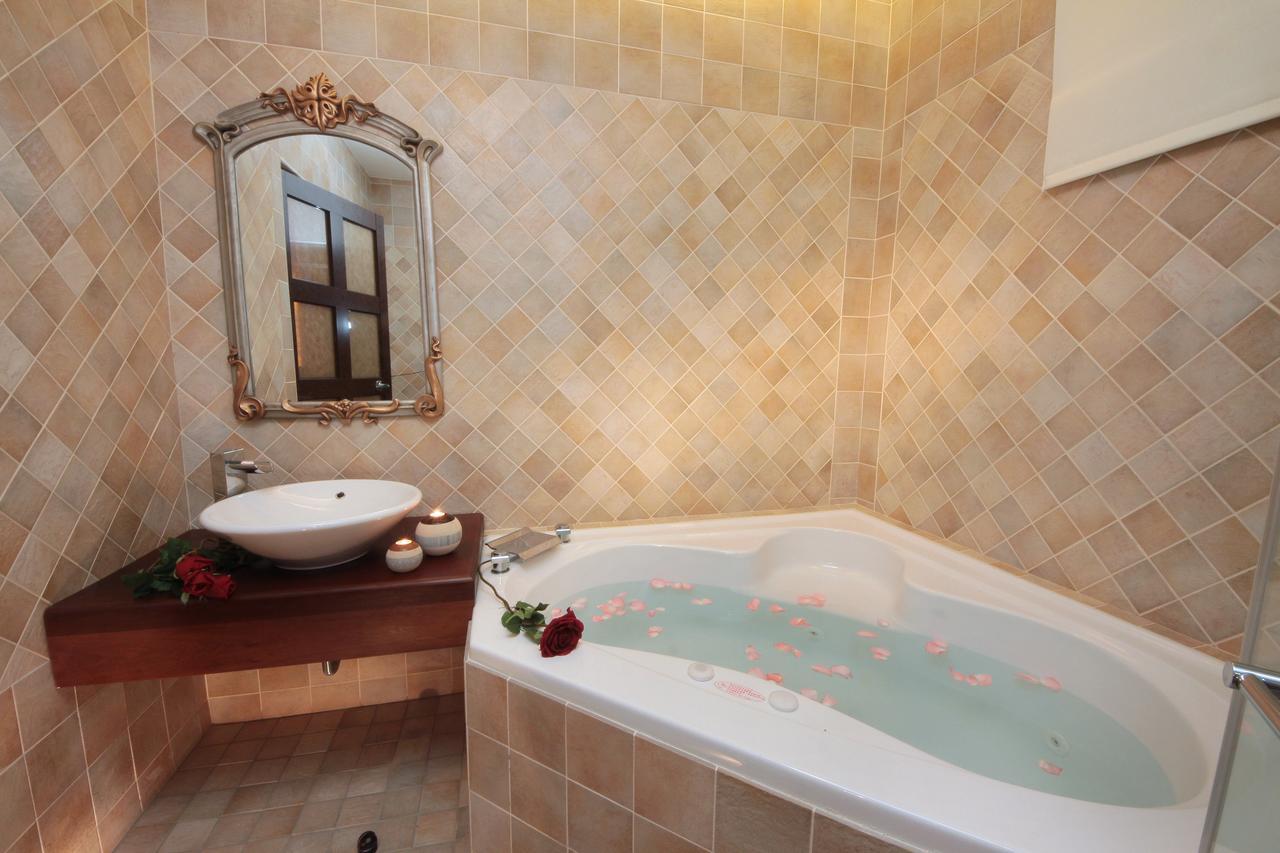 Luxembourg Hills Homestay Jiaoxi Luaran gambar